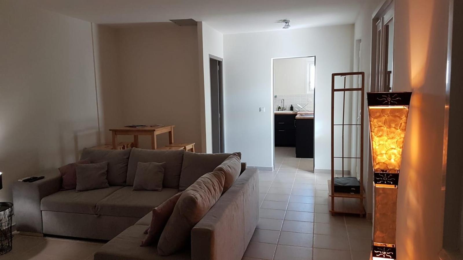 Villa Kps Pujaut Kültér fotó
